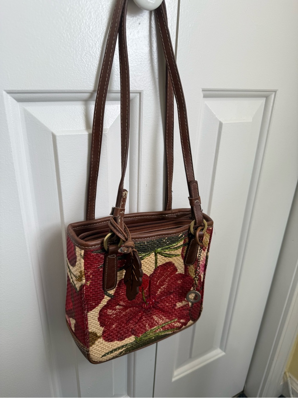 Vintage Woven Tapestry Shoulder Bag Beaded Hibiscus Flowers Y2K Bag Charms